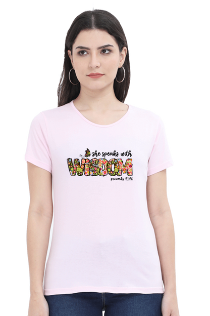 She speaks with wisdom, Women's t-shirt